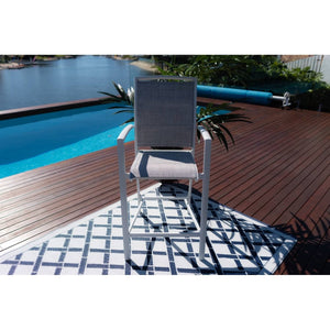 best-outdoor-furniture-Shelby - Bar Chair