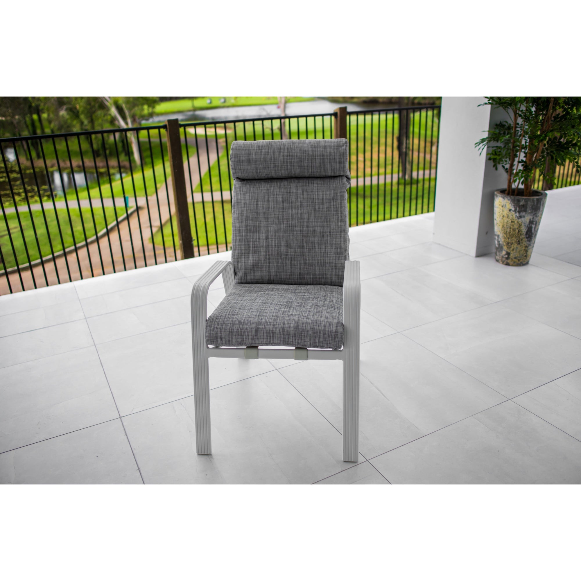 best-outdoor-furniture-Andorra - Outdoor Chair