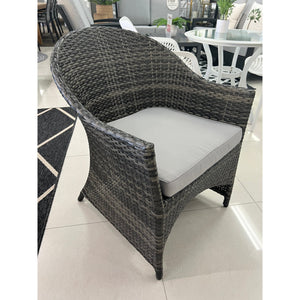 best-outdoor-furniture-Boston Wicker - Outdoor Chair