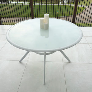 best-outdoor-furniture-Coventry Round - (120x120) - Outdoor Dining Table