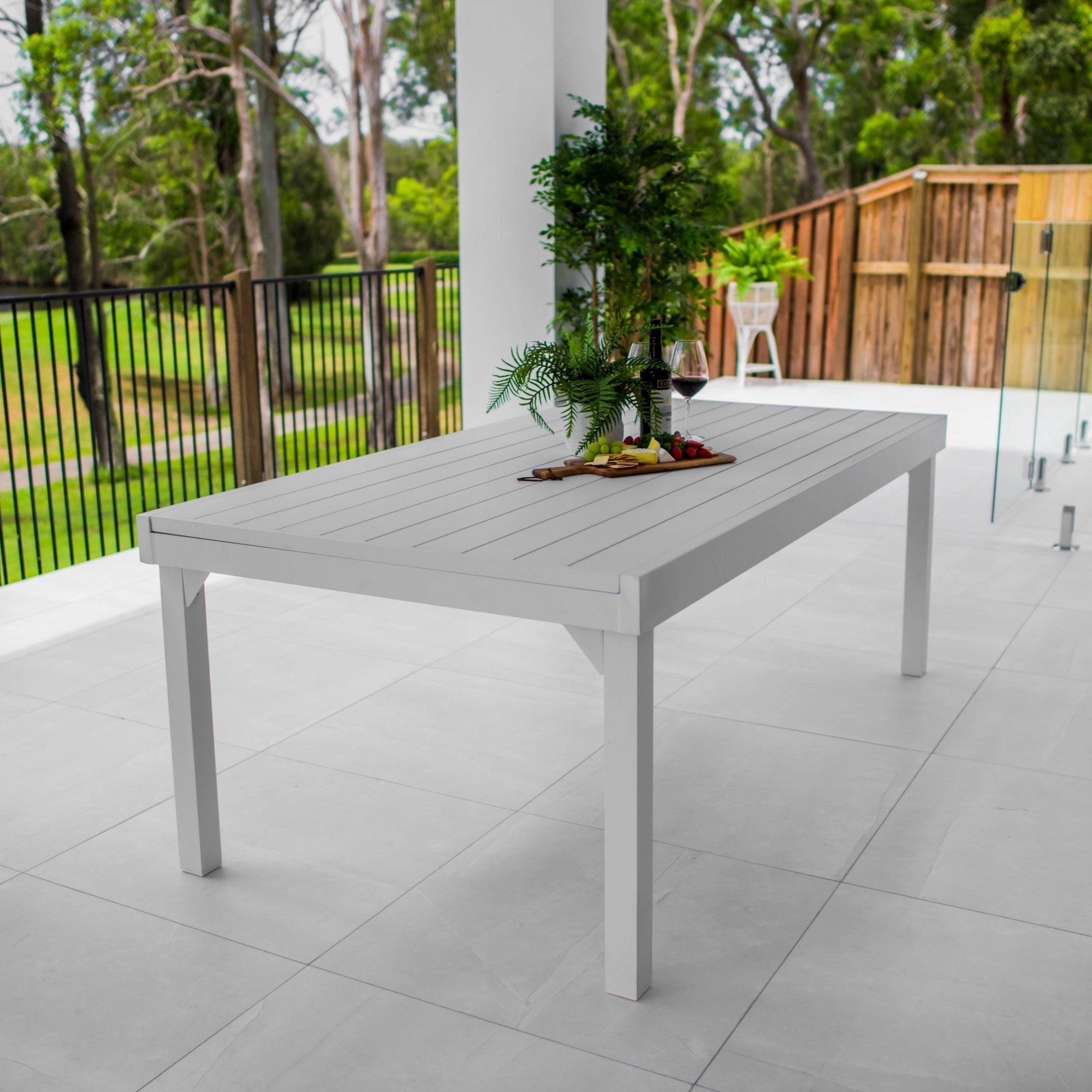 best-outdoor-furniture-Slat Extension Table 200-320x106