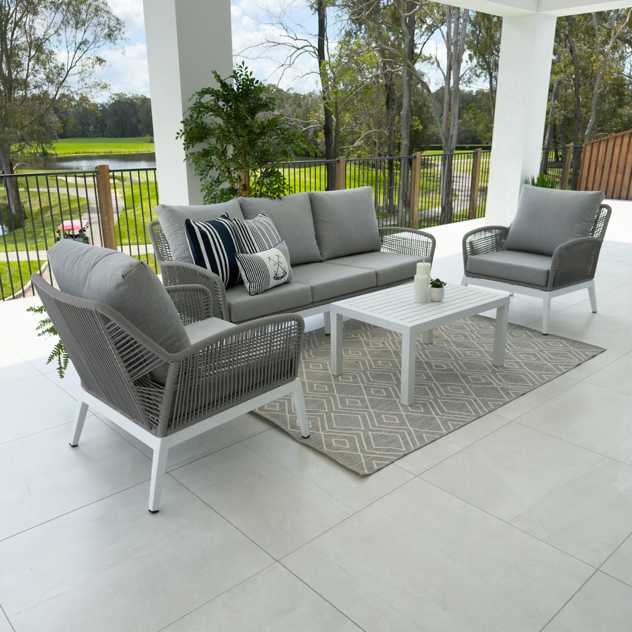 best-outdoor-furniture-Bella Rope 3 - 4pce - White/Grey Outdoor Lounge Setting