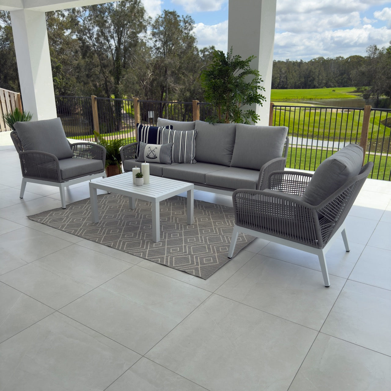 best-outdoor-furniture-Bella Rope 3 - 4pce - White/Grey Outdoor Lounge Setting