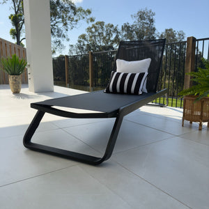 best-outdoor-furniture-Miami - Outdoor Sun Lounge