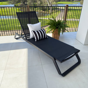 best-outdoor-furniture-Miami - Outdoor Sun Lounge