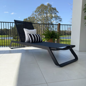 best-outdoor-furniture-Miami - Outdoor Sun Lounge