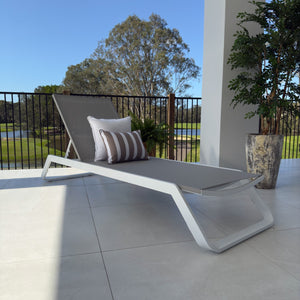 best-outdoor-furniture-Miami - Outdoor Sun Lounge